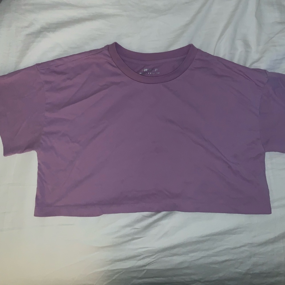 Forever 21 athletic cropped tee!